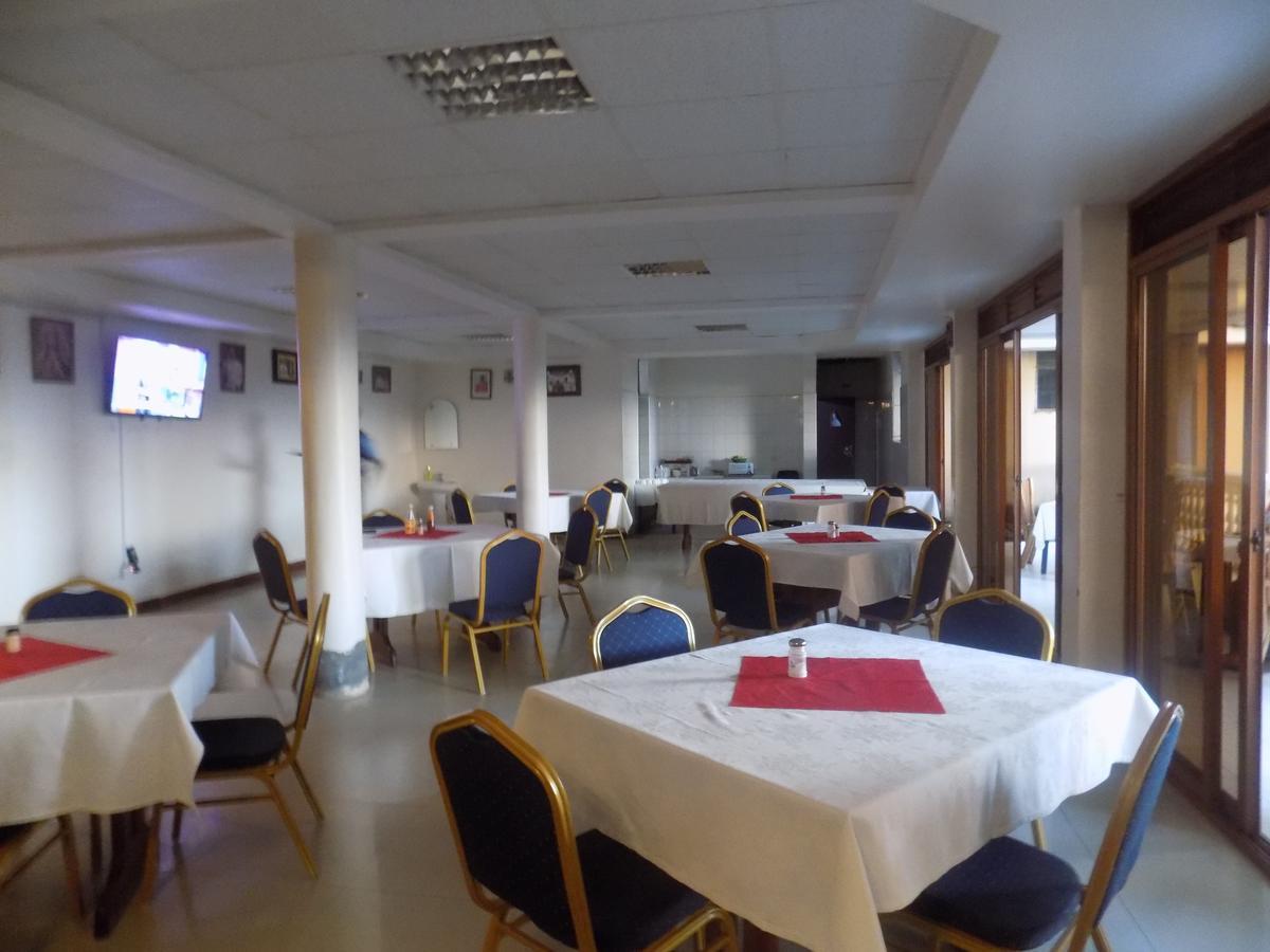 Kayegi Hotel Mbale ภายนอก รูปภาพ