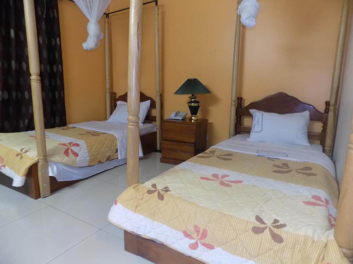 Kayegi Hotel Mbale ภายนอก รูปภาพ
